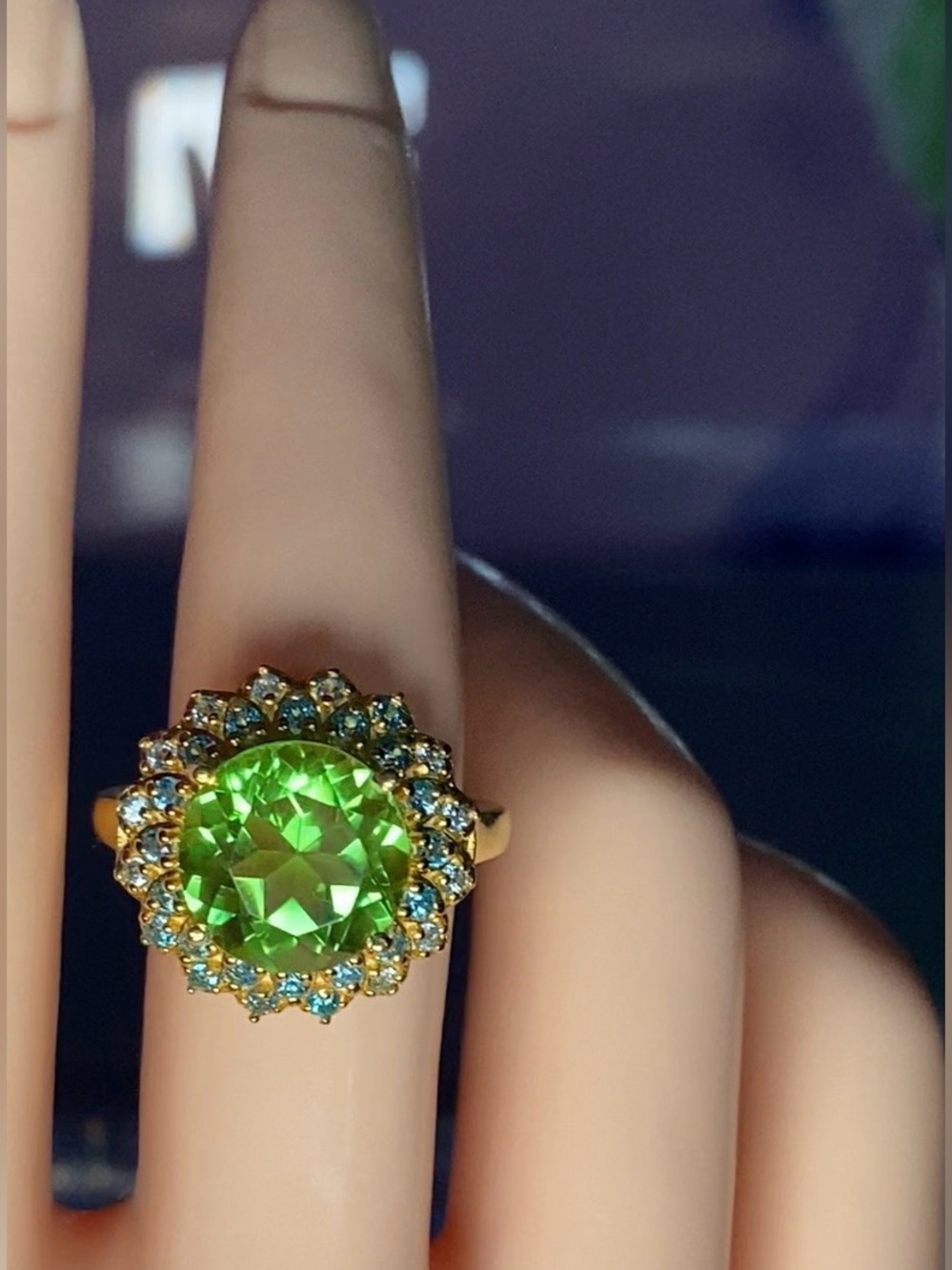 ✨💚👑 Crowned in Green Chartreuse Quartz Ring | Ice Blue Topaz Halo Statement